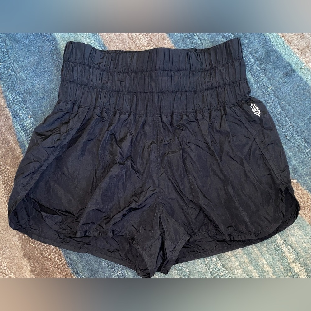 FP MOVEMENT Free People Black Shorts MEDIUM The Way Home 🐝